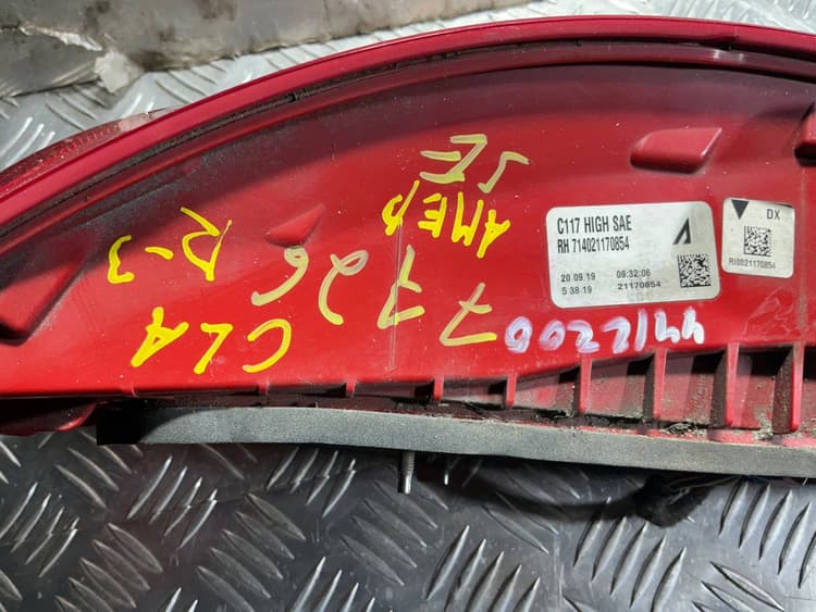 slide-4