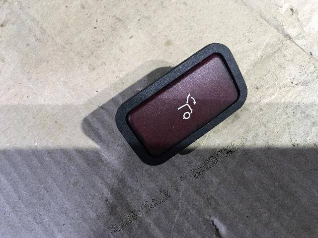 30500163